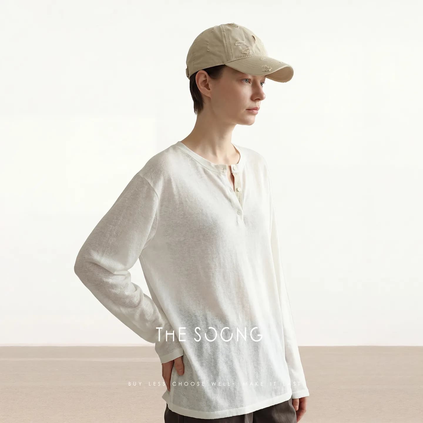 THESOONG 16G Fine-Yarn Slow-Knit SS Light Henley Top alternate view