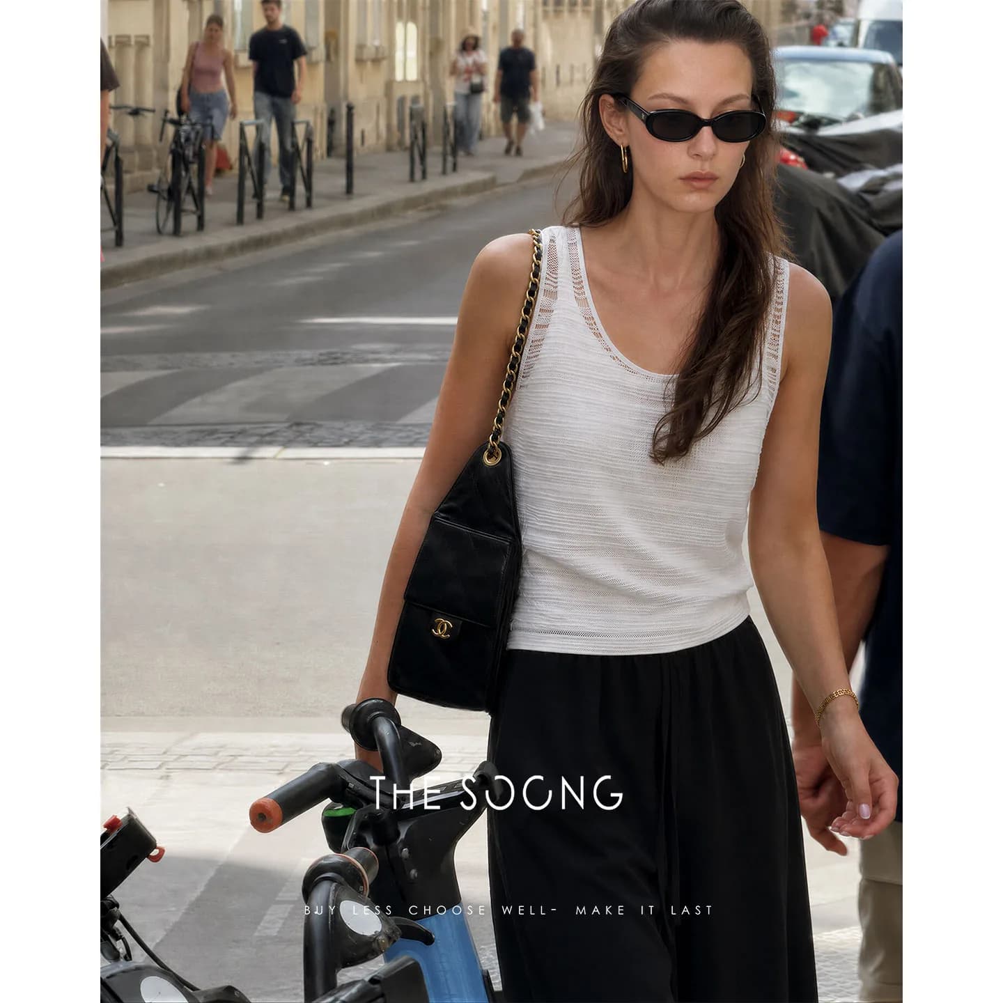 THESOONG Retro Arty Lamb Wool Blend Fine Texture Stripe Crewneck Vest