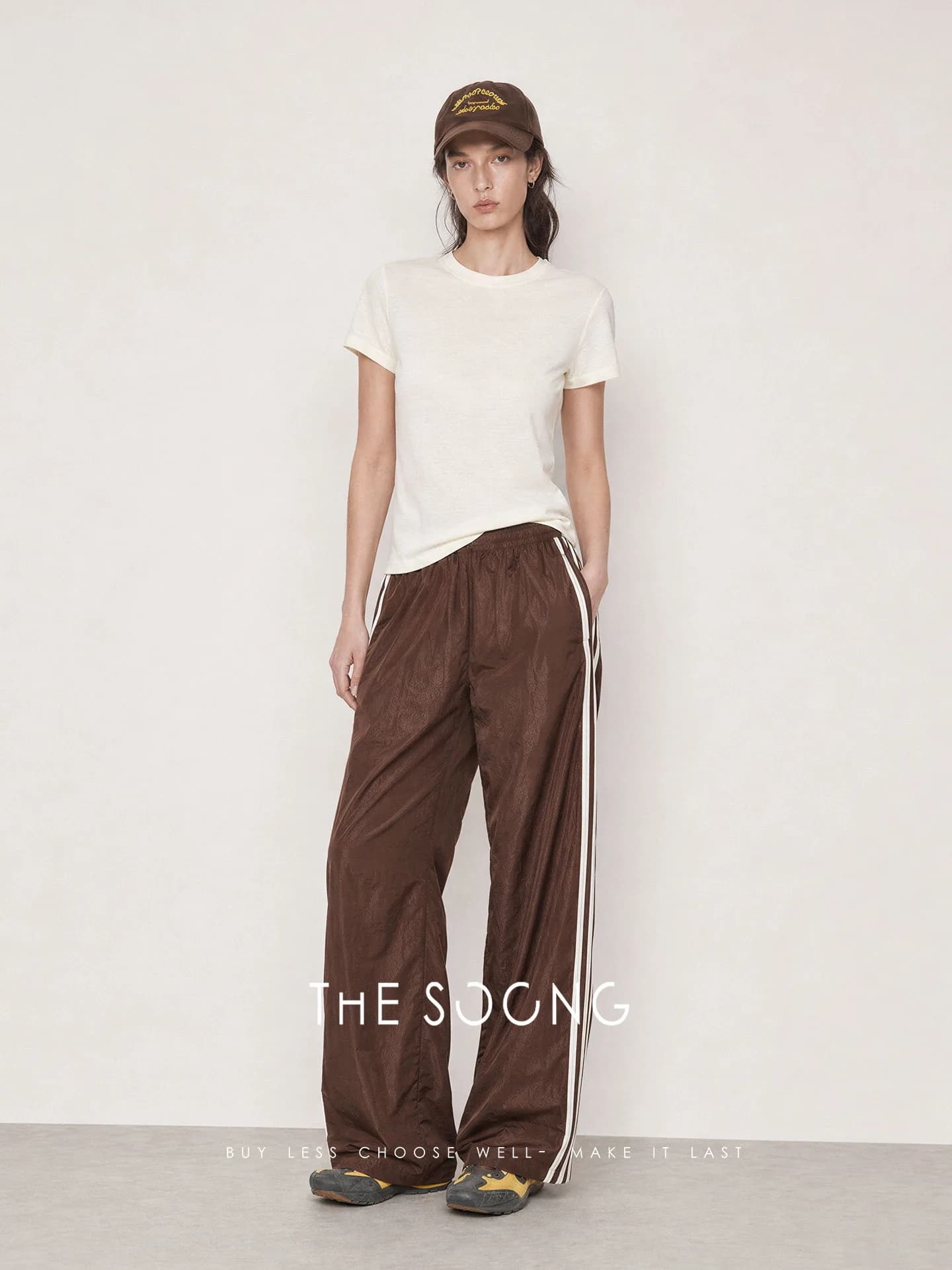 THESOONG Soft-Skin Double-Stitch Fine Wool Breathable Slim S/S Tee view 4