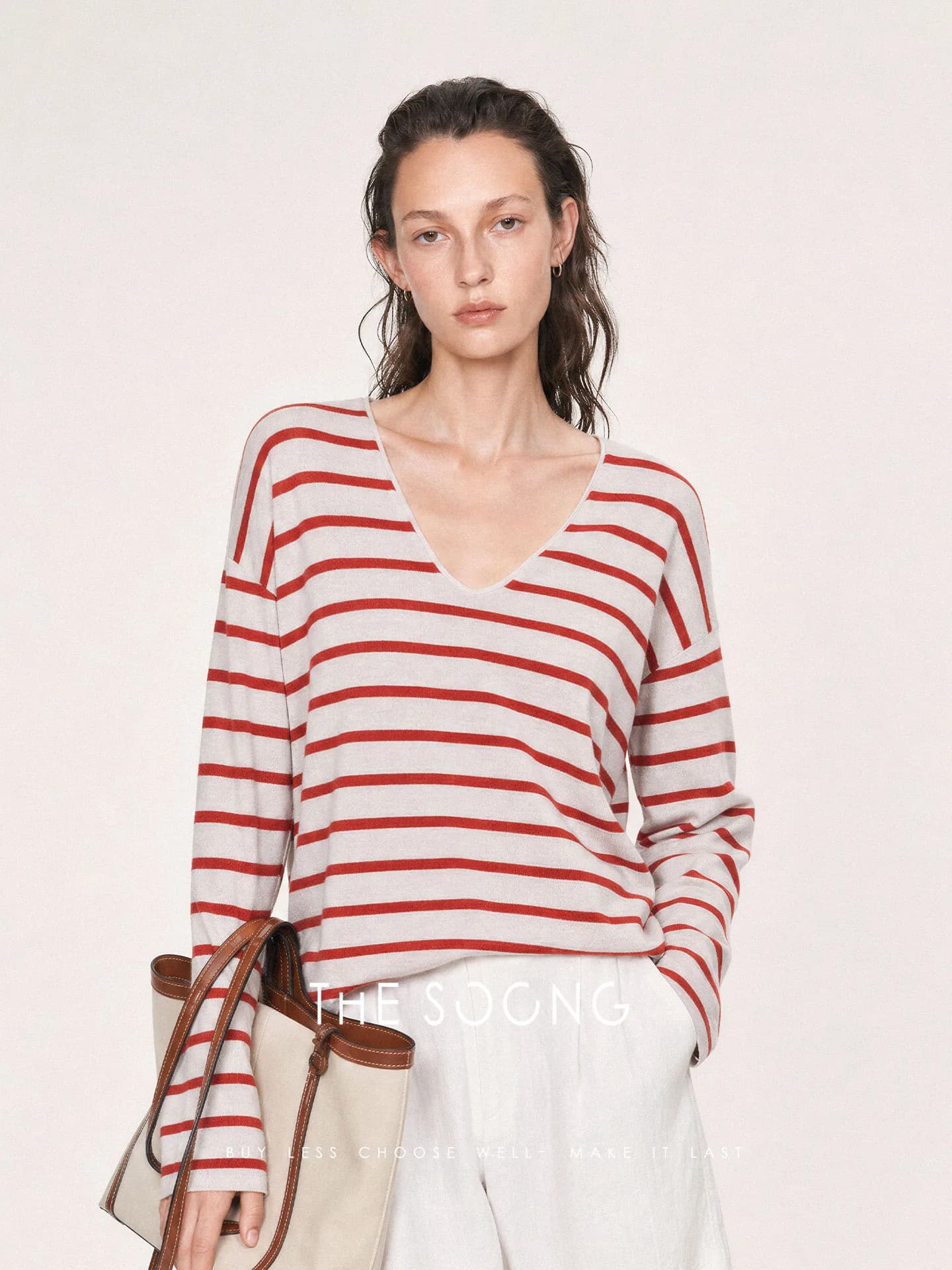 THESOONG French Relaxed Linen-Blend V-Neck Striped Airy Knit Top view 2